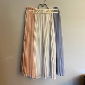 june & hudson Pleated Midi Skirt